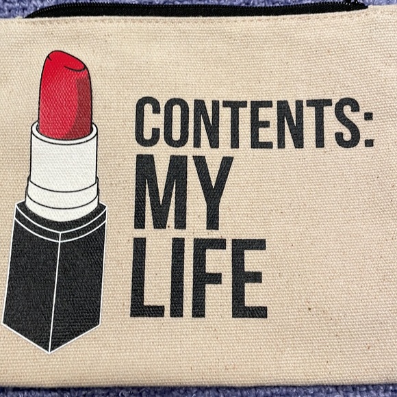 MAKE UP BAG BY BREAKUPS TO MAKEUP. - Picture 4 of 7